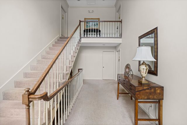 4487 Post Pl Apt 139, Nashville, TN 37205