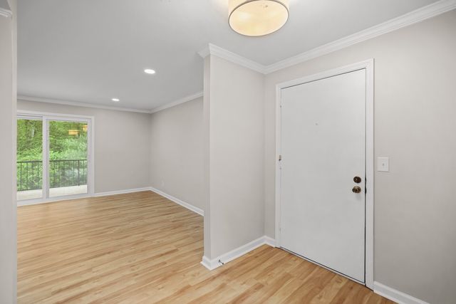 4487 Post Pl Apt 139, Nashville, TN 37205