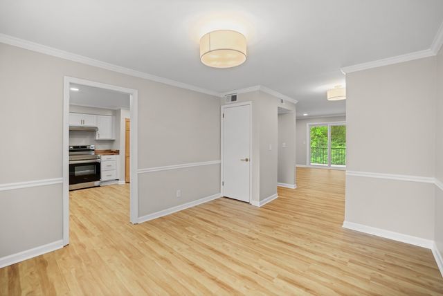 4487 Post Pl Apt 139, Nashville, TN 37205