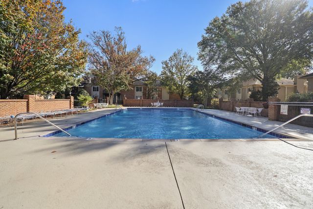 4487 Post Pl Apt 139, Nashville, TN 37205