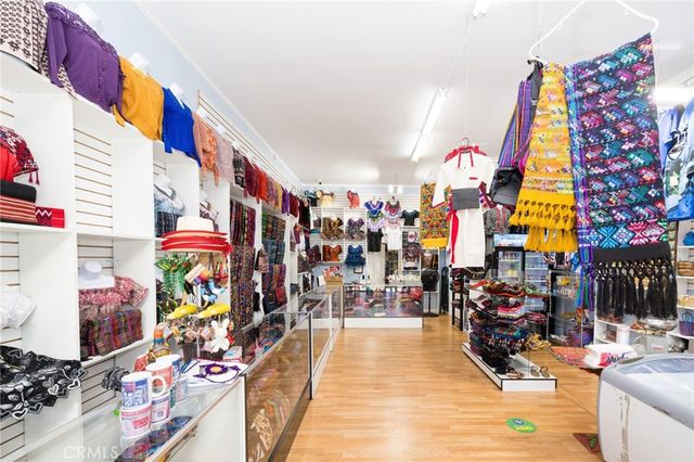 694 S Burlington Avenue, Los Angeles, CA 90057