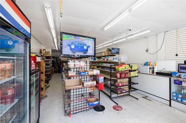 694 S Burlington Avenue, Los Angeles, CA 90057