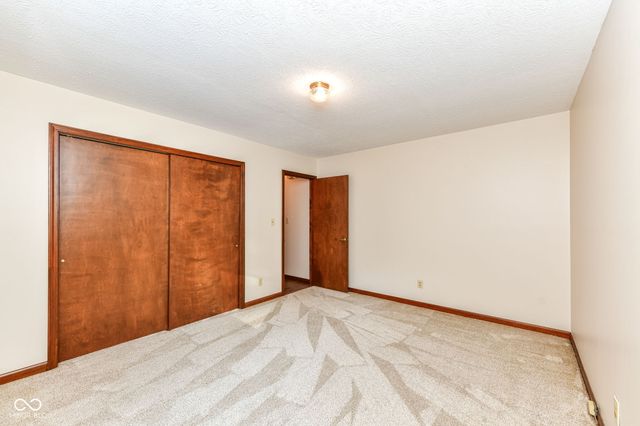 1065 Alydar Circle, Indianapolis, IN 46217