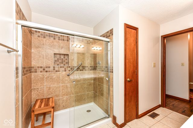 1065 Alydar Circle, Indianapolis, IN 46217