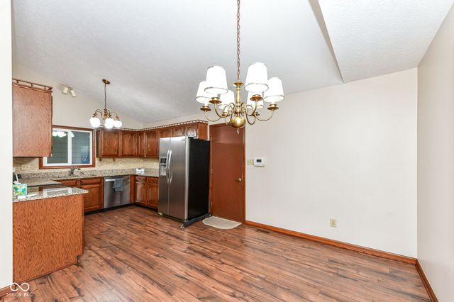 1065 Alydar Circle, Indianapolis, IN 46217