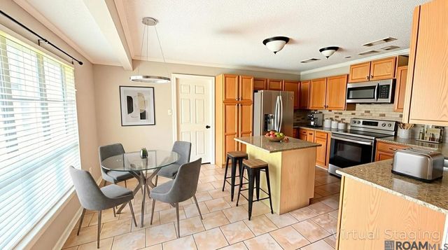 13481 Henry Dr, Denham Springs, LA 70726