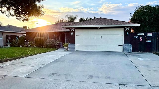 3105 Keller St, Modesto, CA 95355