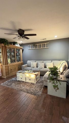 3105 Keller St, Modesto, CA 95355