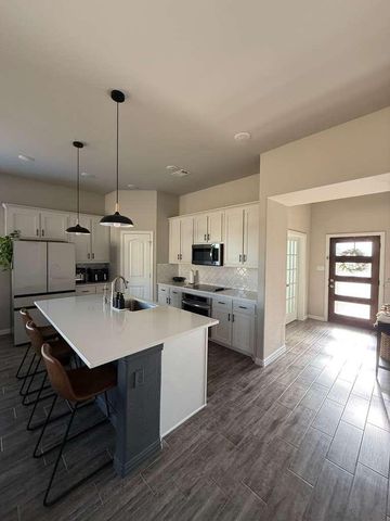 1557 Sidewinder Trail, Weatherford, TX 76087