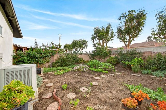 7628 El Caney, Buena Park, CA 90620