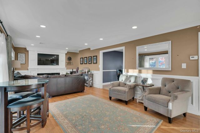 22 Schuyler Drive, Commack, NY 11725