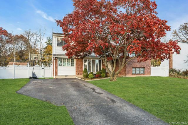 22 Schuyler Drive, Commack, NY 11725