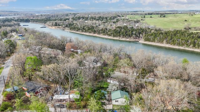28316 Farm Road 1220, Eagle Rock, MO 65641