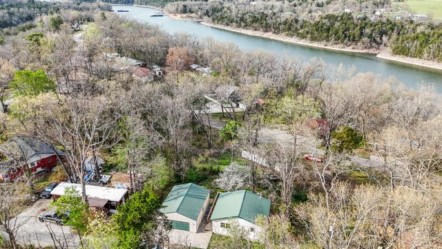 28316 Farm Road 1220, Eagle Rock, MO 65641