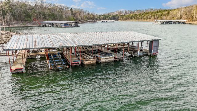 28316 Farm Road 1220, Eagle Rock, MO 65641