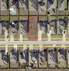 718 Lionel Lane, Lake Charles, LA 70605