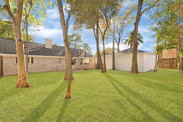 11410 High Star Drive, Houston, TX 77072