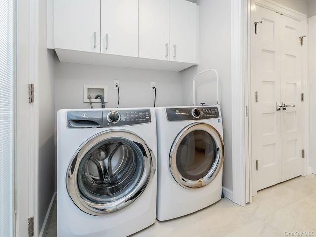 27 Pine Street, Port Washington, NY 11050