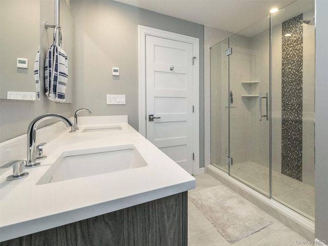 27 Pine Street, Port Washington, NY 11050