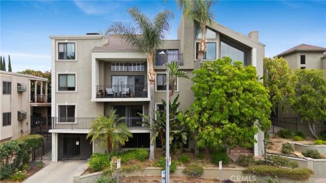 4536 Colbath Avenue 101, Sherman Oaks, CA 91423