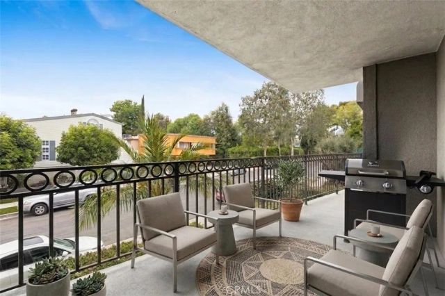 4536 Colbath Avenue 101, Sherman Oaks, CA 91423