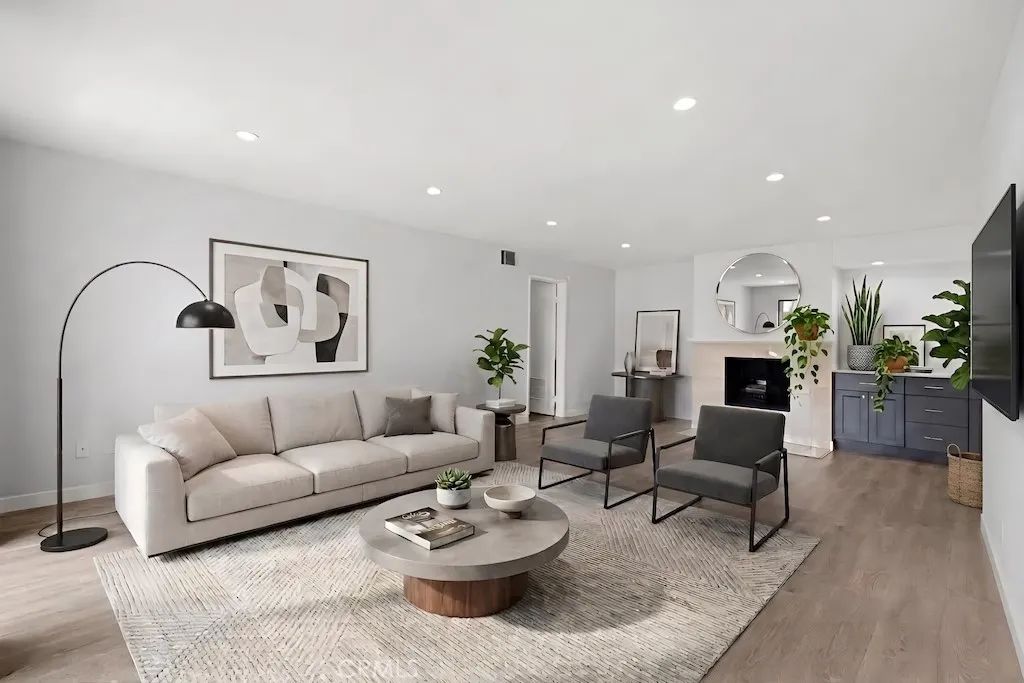 4536 Colbath Avenue 101, Sherman Oaks, CA 91423