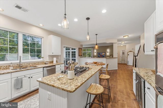 43250 MEADOWOOD CT, Leesburg, VA 20176