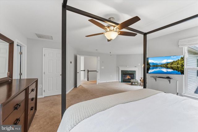 43250 MEADOWOOD CT, Leesburg, VA 20176