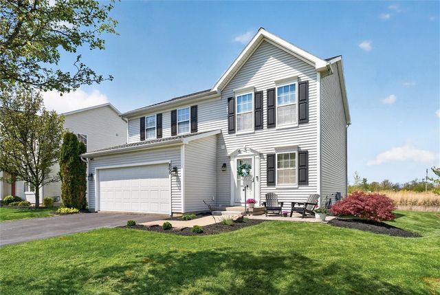 865 Surrey Hill Way, Henrietta, NY 14623