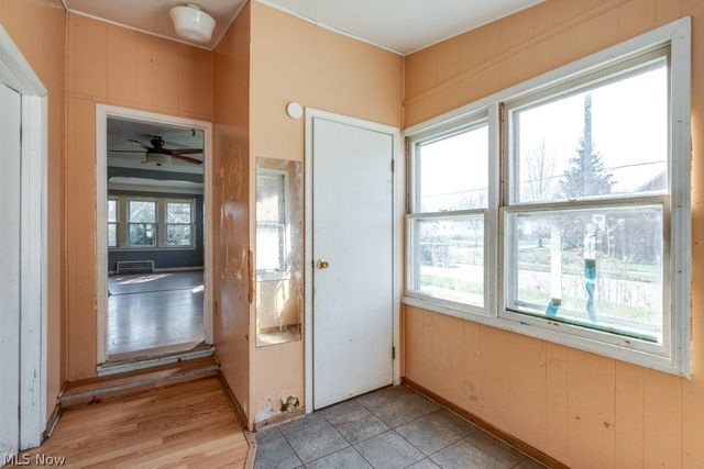 860 E 232nd Street, Euclid, OH 44123