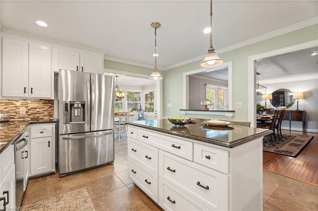 440 Sherwood Forest Road, Winston-salem, NC 27104