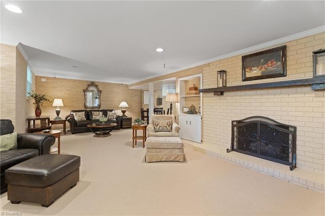 440 Sherwood Forest Road, Winston-salem, NC 27104
