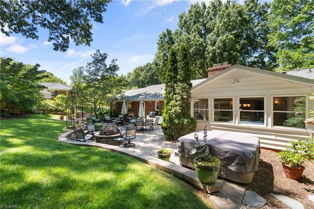 440 Sherwood Forest Road, Winston-salem, NC 27104