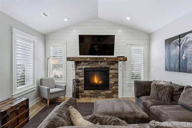 6541 145th Avenue, Holland, MI 49423