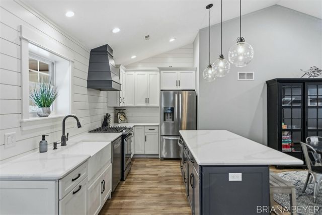 6541 145th Avenue, Holland, MI 49423