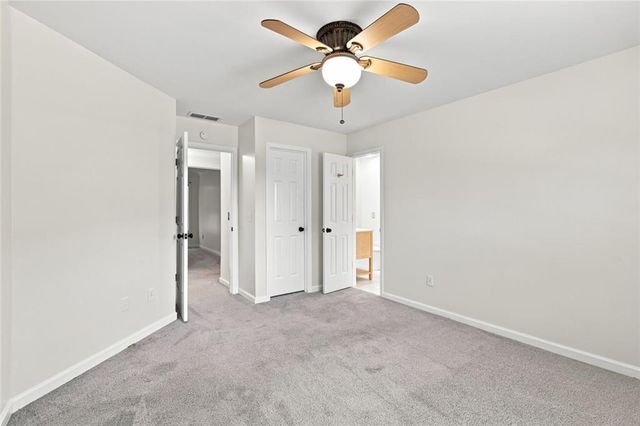 1073 Hopedale Lane, Lawrenceville, GA 30043
