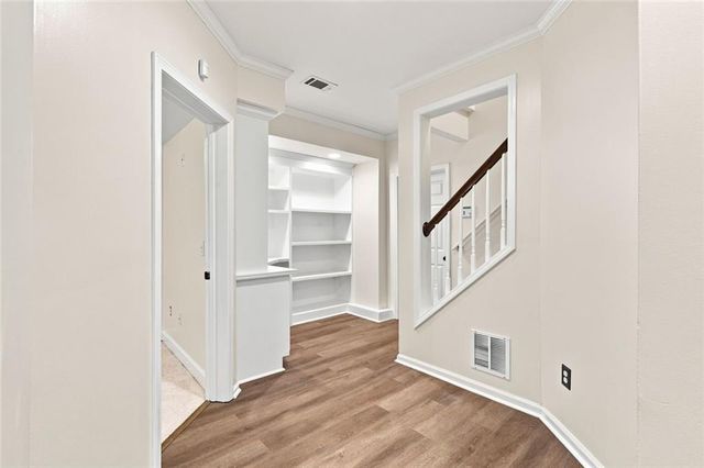 1073 Hopedale Lane, Lawrenceville, GA 30043
