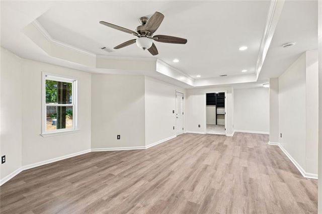 1073 Hopedale Lane, Lawrenceville, GA 30043