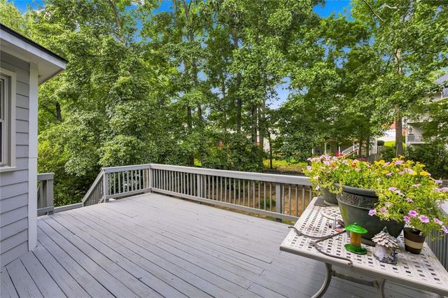 1073 Hopedale Lane, Lawrenceville, GA 30043