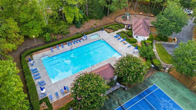 1073 Hopedale Lane, Lawrenceville, GA 30043