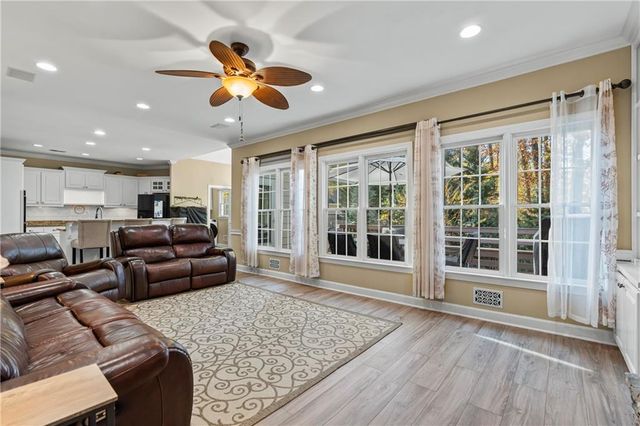 811 Millvale Place, Lawrenceville, GA 30044