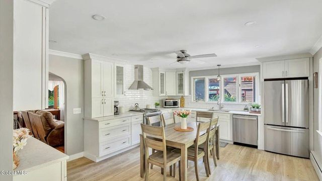 84 Worth Avenue, Hudson, NY 12534