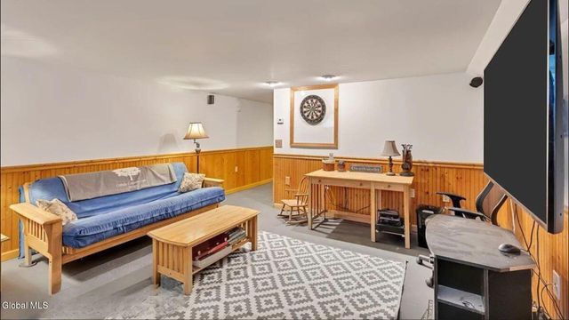 84 Worth Avenue, Hudson, NY 12534