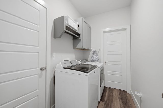 2738 E Ironstone St, Park City, KS 67219