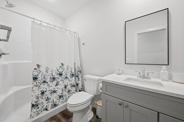 2738 E Ironstone St, Park City, KS 67219