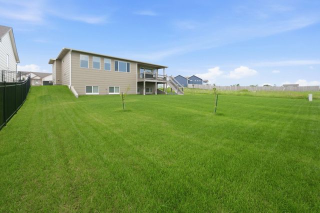 2738 E Ironstone St, Park City, KS 67219