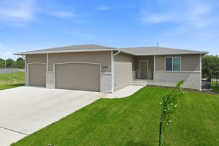 2738 E Ironstone St, Park City, KS 67219