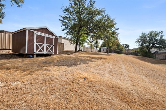 8928 Holt Street, Lakeside, TX 76135