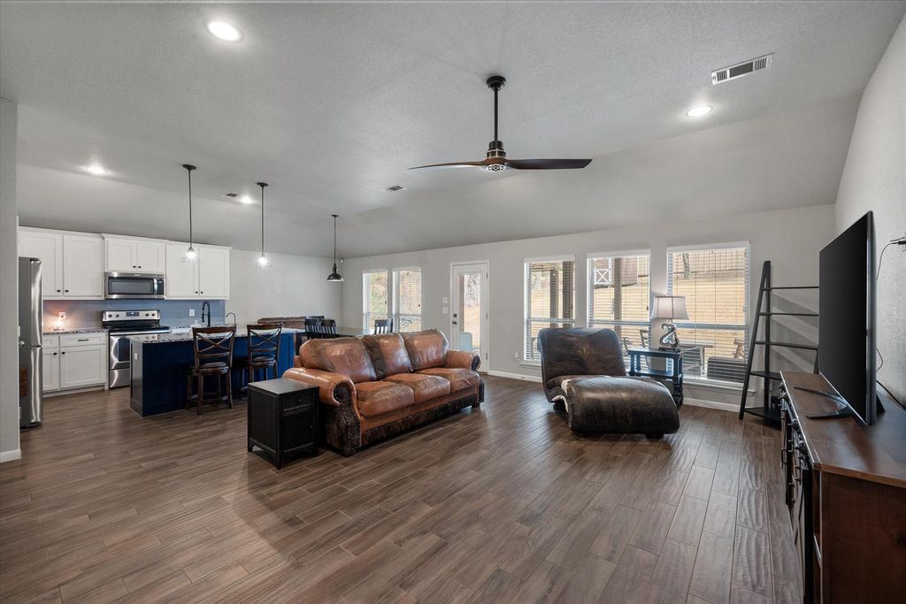 8928 Holt Street, Lakeside, TX 76135 — photo 4