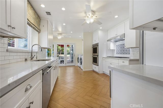 541 E Woodbury, Altadena, CA 91001